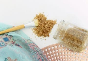 Want to know how to make the best facial scrub using 3 ingredients you already have at home? This scrub leaves your skin so smooth and moisturises your skin too! You won't believe the added benefits with the ingredients! Here's how to make it.